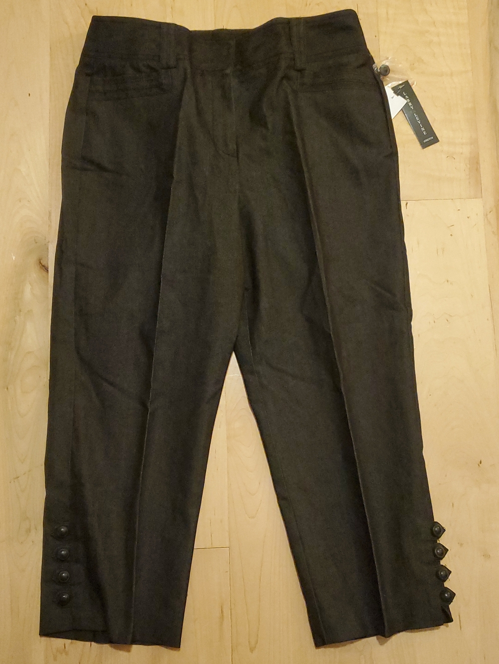 Larry Levine Dark  Dress Capris with Button Cuff NWT